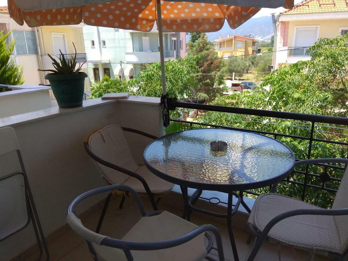 Peramos Apartments Néa Péramos Εξωτερικό φωτογραφία